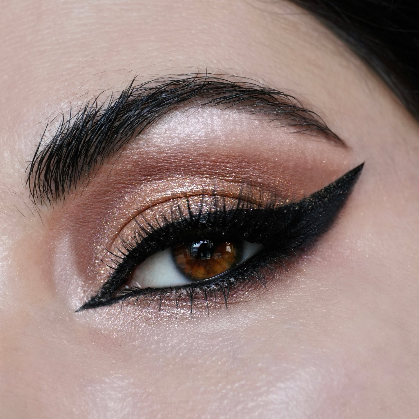 Panther Blackest-Black Velvet Eye Liner